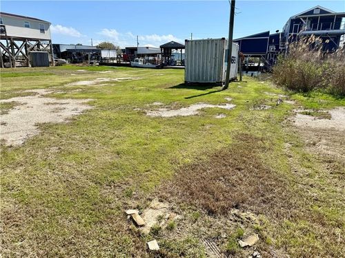 4540 Touche Dr, New Orleans, LA, 70129-8518 | Card Image