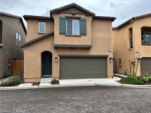 914 Wishon Ave W, Madera, CA, 93636-8188 | Card Image