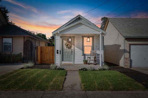 440 N 3rd Avenue, Oakdale, CA, 95361 | Card Image