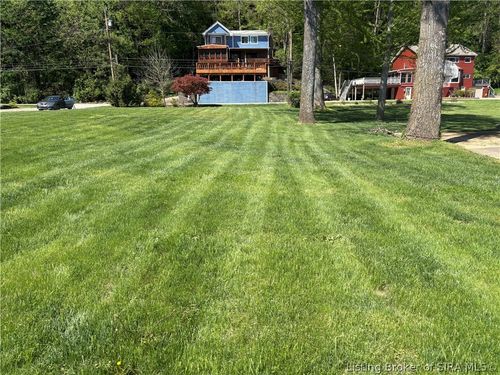 5820 Upper River Road, Jeffersonville, IN, 47130 | Card Image