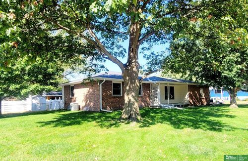 120 S Florida Ave, York, NE, 68467-4612 | Card Image