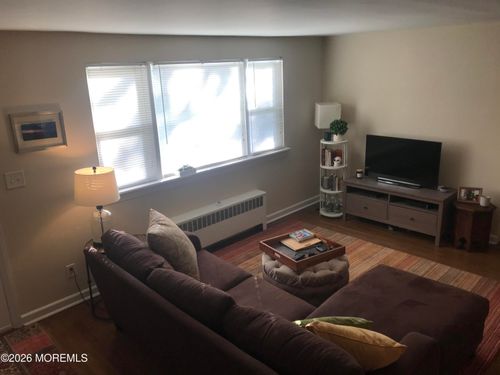 100-100 N Manor Drive, Red Bank, NJ, 07701 | Card Image