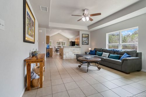 673 Deer Run Pass, Canyon Lake, TX, 78133-3889 | Card Image