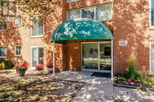 302-136 Ware St, Peterborough, ON, K9J2B8 | Card Image
