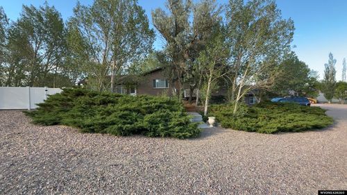 584 Gannett Dr, Rock Springs, WY, 82901-3316 | Card Image