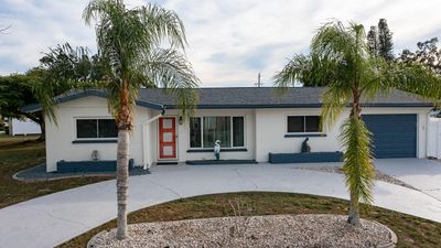 442 Hickory Road, House other with 3 bedrooms, 2 bathrooms and null parking in Venice FL | Image 2