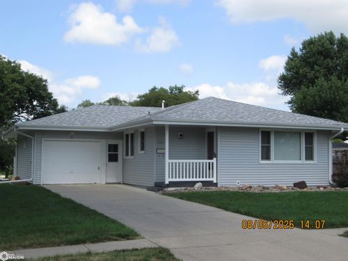 700 E 17th St, Atlantic, IA, 50022-2713 | Card Image