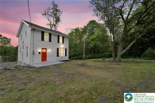 111 Hillside Dr, BARNESVILLE, PA, 18214-2313 | Card Image