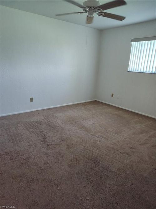 9395-9395 Lennex Ln, FORT MYERS, FL, 33919-4322 | Card Image