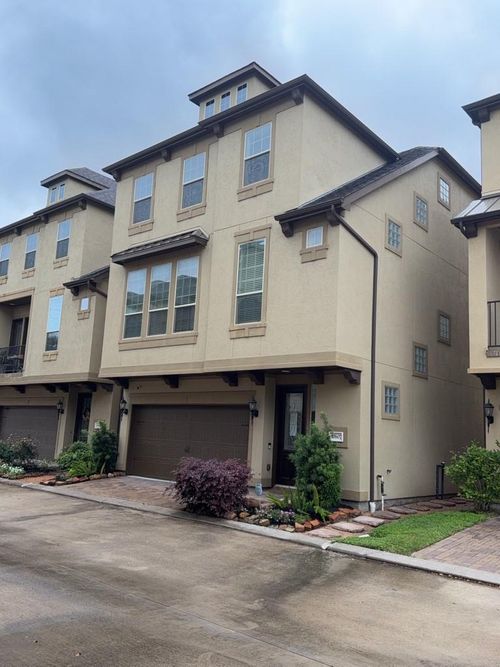 10607 Enclave Shadows Ct, Houston, TX, 77043-2436 | Card Image