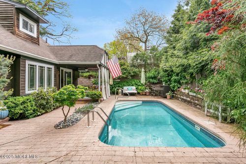 85 Valley Ave, Highlands, NJ, 07732-1825 | Card Image