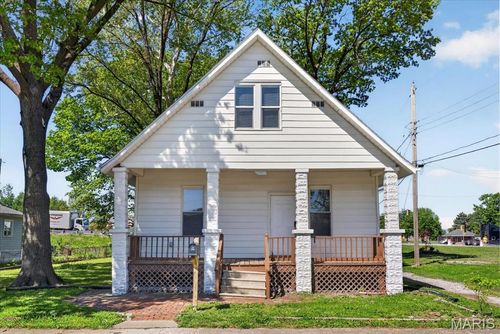 1651 Poplar St, Granite City, IL, 62040-1827 | Card Image