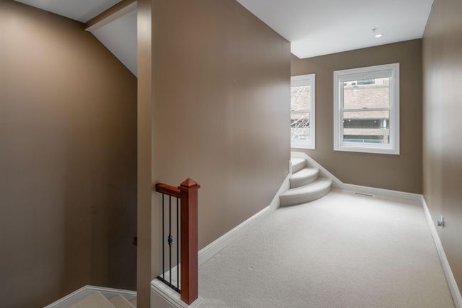 Stairwell hallway to penthouse level | Image 41