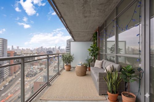 38 Joe Shuster Way, Toronto, ON, M6K0A5 | Card Image