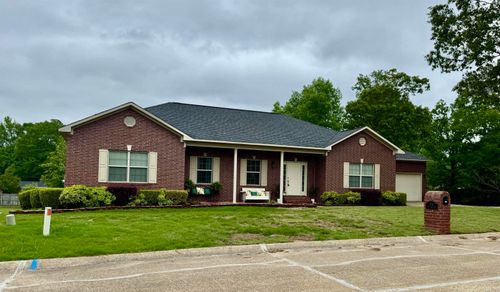 1710 Royal Oaks Dr, Malvern, AR, 72104-5751 | Card Image