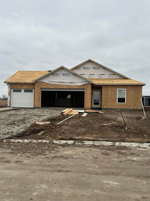 1610 N Topaz Ln, Mulvane, KS, 67110 | Card Image