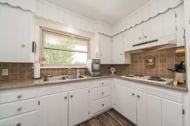 7044 Belews Creek Rd, House other with 3 bedrooms, 3 bathrooms and null parking in Belews Creek NC | Image 10