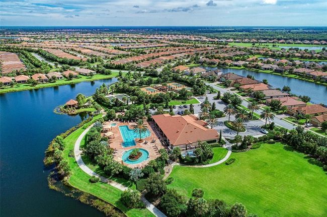 UNIT-102 - 13711 Messina Loop, Condo with 2 bedrooms, 2 bathrooms and null parking in Bradenton FL | Image 44