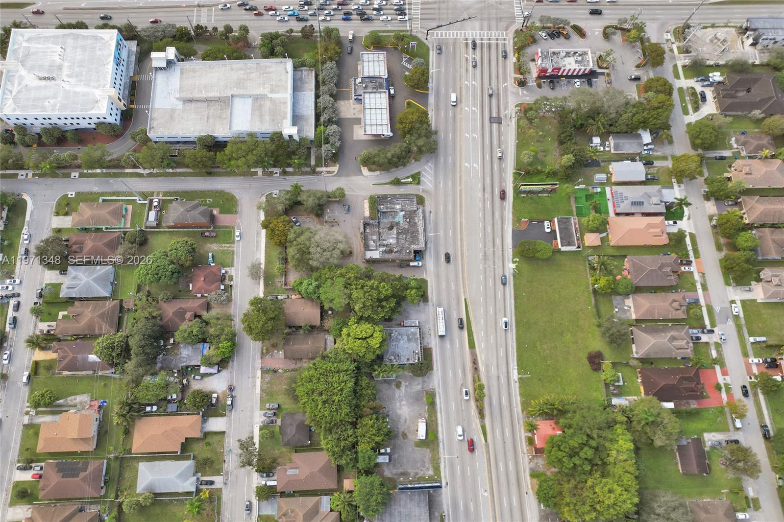 Commercial Sale in Fort Lauderdale 2