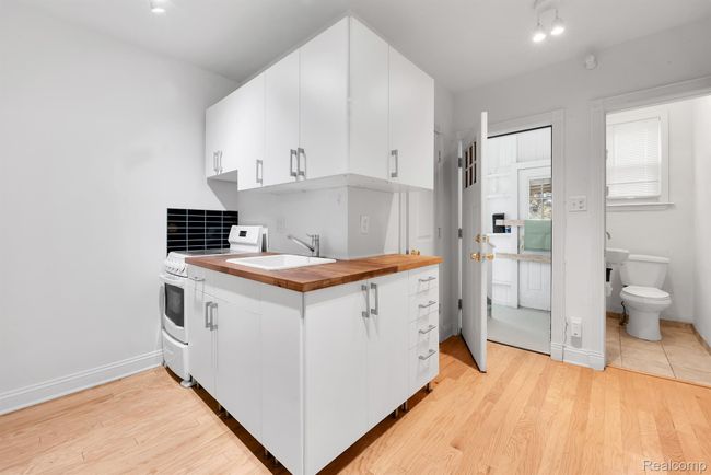 3164 Hanley St, Home with 0 bedrooms, 4 bathrooms and null parking in Hamtramck MI | Image 6