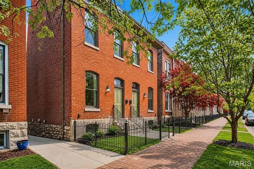 2329 Hickory St, Saint Louis, MO, 63104-2418 | Card Image