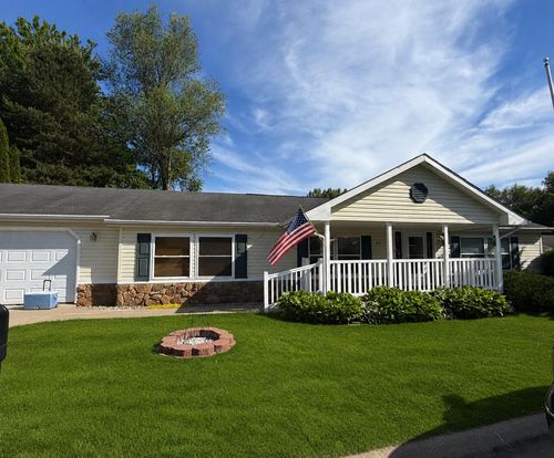 66-5229 Pine Arbor Rdg, Kalamazoo, MI, 49004-8741 | Card Image