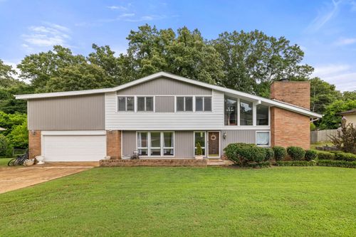 209 Oakhill Ave, Sheffield, AL, 35660-6822 | Card Image