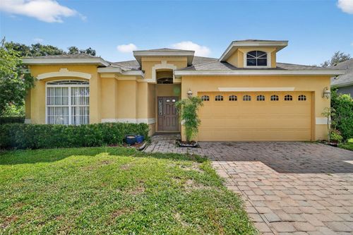 4877 Grassy Knoll Dr, TAVARES, FL, 32778-6217 | Card Image