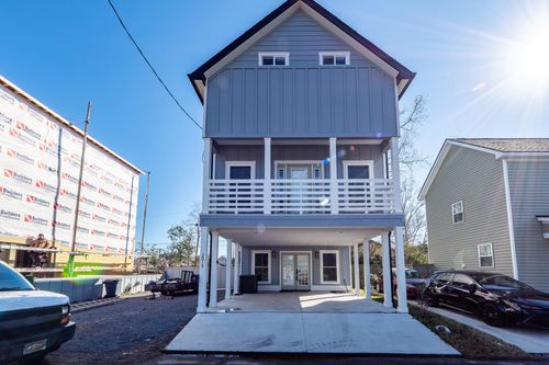 2015 Arbutus Ave, North Charleston, SC, 29405-8186 | Card Image