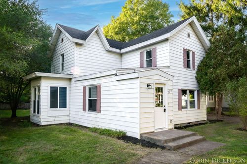 309 N Front St, Dowagiac, MI, 49047-1216 | Card Image