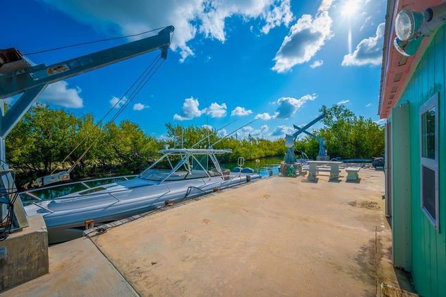 Dock | Image 70