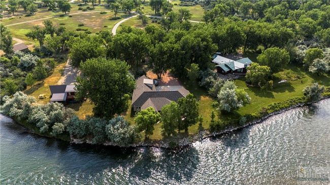 581 River Bend Road, House other with 4 bedrooms, 4 bathrooms and null parking in Fort Smith MT | Image 8