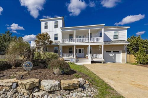 3229 Sandpiper Rd, Virginia Beach, VA, 23456-4311 | Card Image