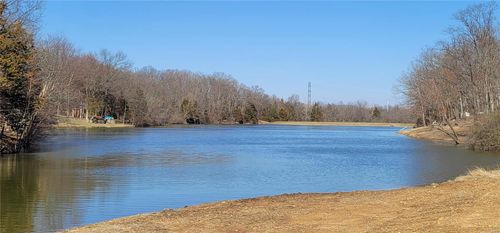 1829 Ridge Ln, Pacific, MO, 63069 | Card Image
