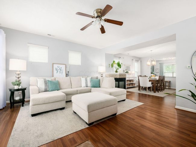 7879 Ashenden Dr, House other with 3 bedrooms, 3 bathrooms and null parking in Blacklick OH | Image 6
