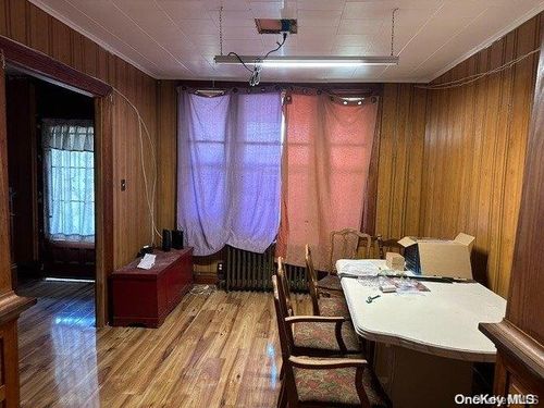 122 Sherman St, Buffalo, NY, 14206-1614 | Card Image