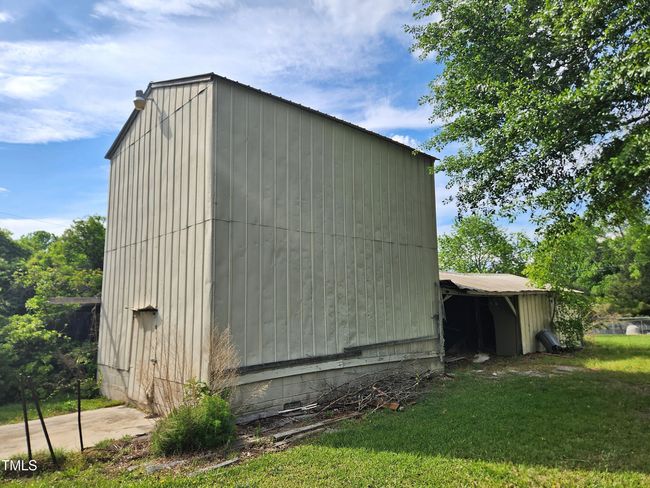 barn | Image 33