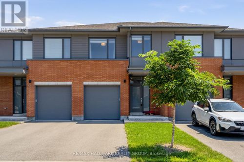 870 Moses Tennisco Street, Ottawa, ON, K1K5A2 | Card Image