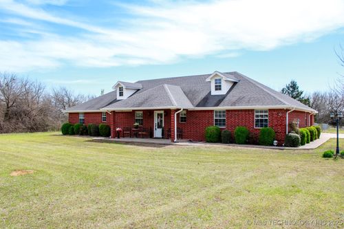 911 Max Rd, Mead, OK, 73449-6219 | Card Image