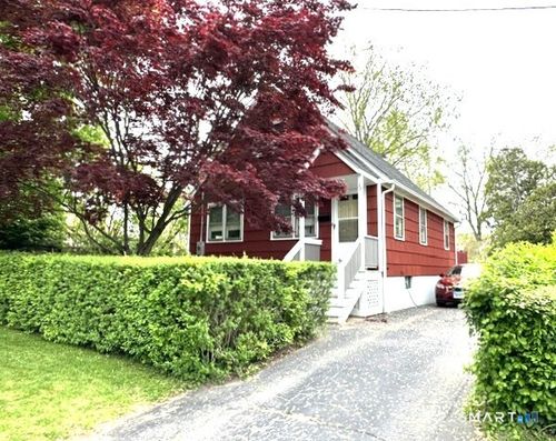 33 Victory Avenue, Bridgeport, CT, 06606 | Card Image
