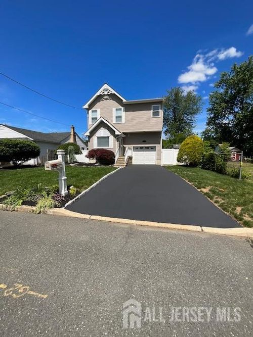 15-A Avenue B, Helmetta, NJ, 08828-1248 | Card Image