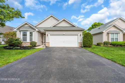 317 Damiano Way, Lakewood, NJ, 08701-6428 | Card Image