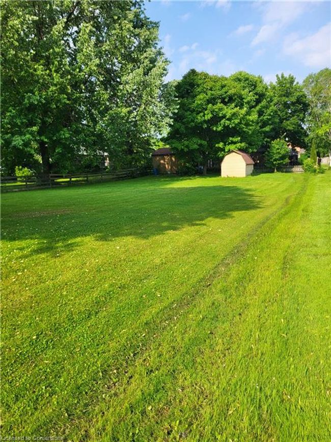 136 Patterson St, House other with 5 bedrooms, 2 bathrooms and 6 parking in Beeton ON | Image 45