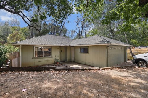 3702 Laurel St, Shasta Lake, CA, 96019-9553 | Card Image