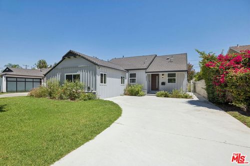 5822 Saloma Ave, Sherman Oaks, CA, 91411-3017 | Card Image