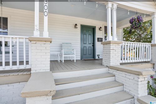 300 39th St S, BIRMINGHAM, AL, 35222-2508 | Card Image