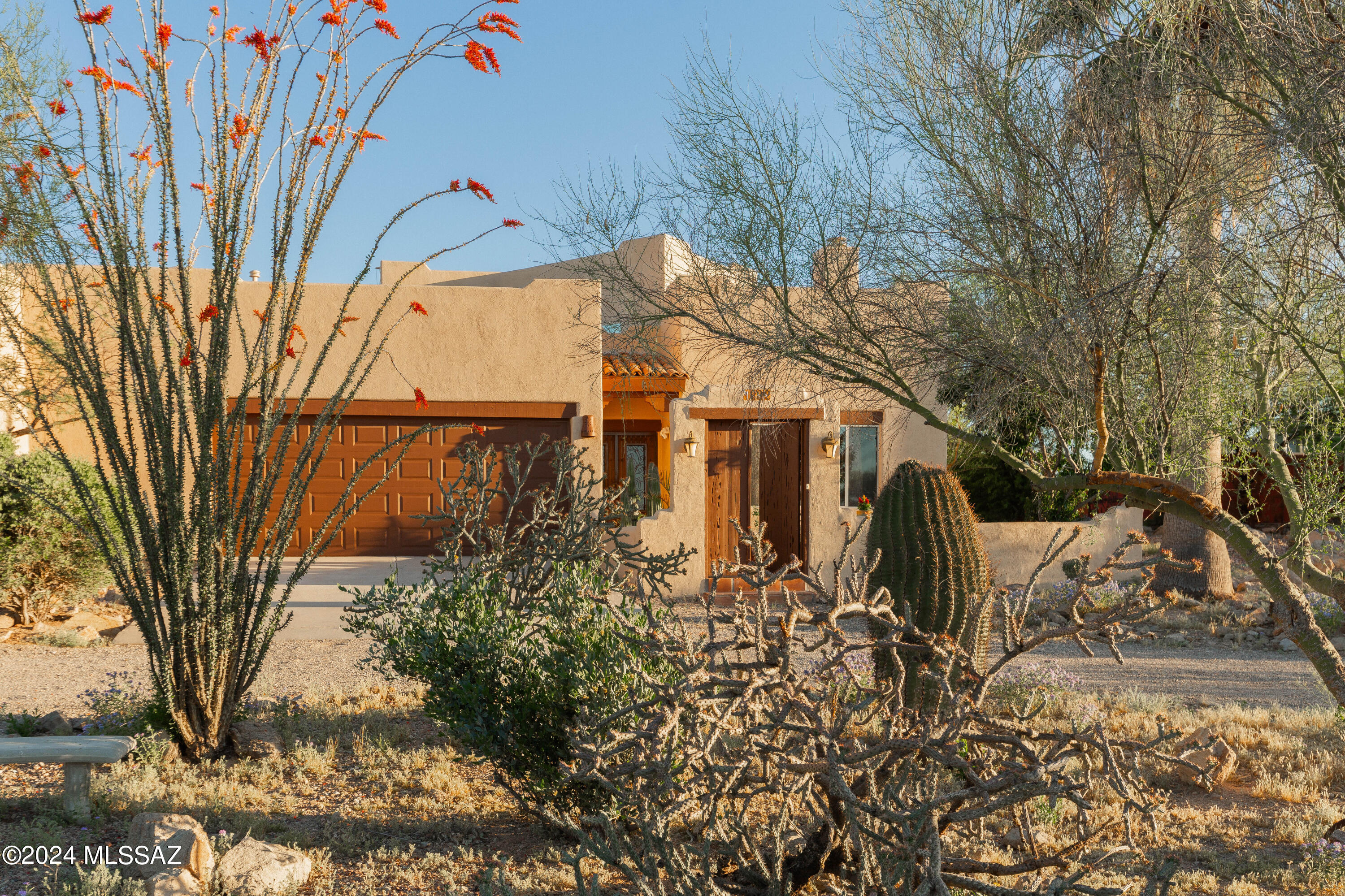 Dusty Hollow Ct, Tucson, AZ 85745
