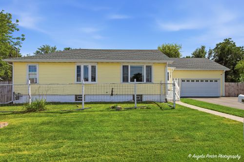 1513 12th St, WAUKEGAN, IL, 60085-7622 | Card Image