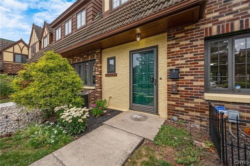 9-3401 James St, Syracuse, NY, 13206-2482 | Card Image