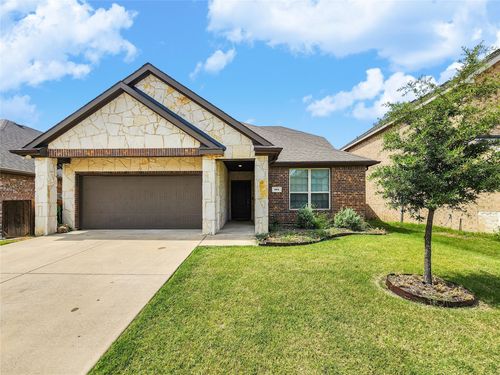 601 Bassett Hall Rd, Fate, TX, 75189-7029 | Card Image